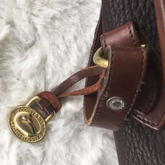 Vtg Dooney & Bourke All Weather Leather Black Bag - Picture 3 of 8